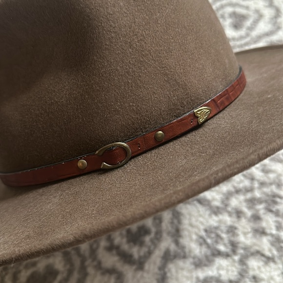 Lite Felt Wool Hat - Picture 2 of 3